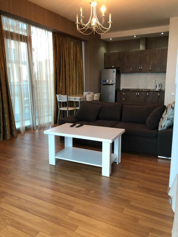 Euphoria Apartments Батуми Екстериор снимка