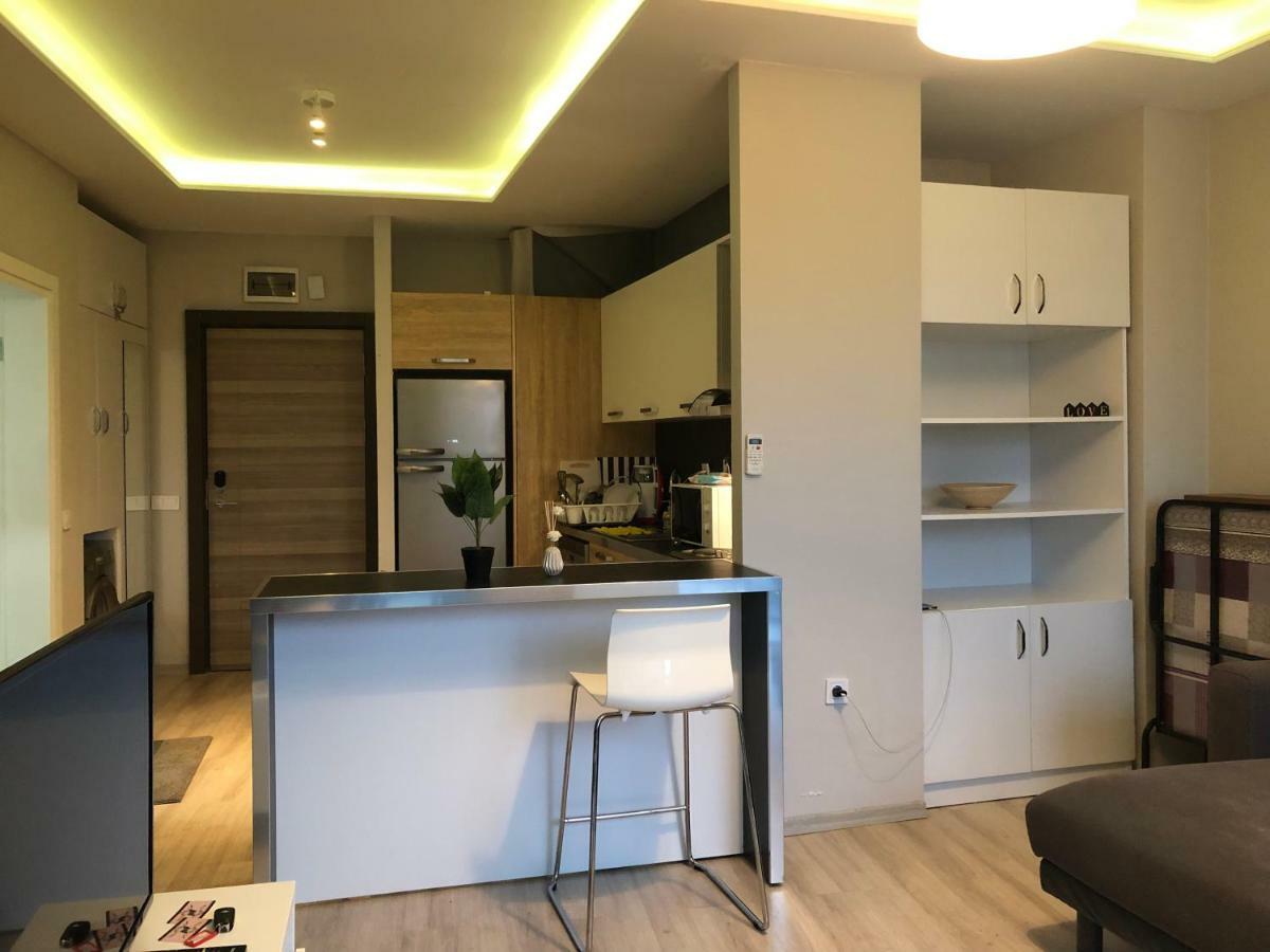 Euphoria Apartments Батуми Екстериор снимка